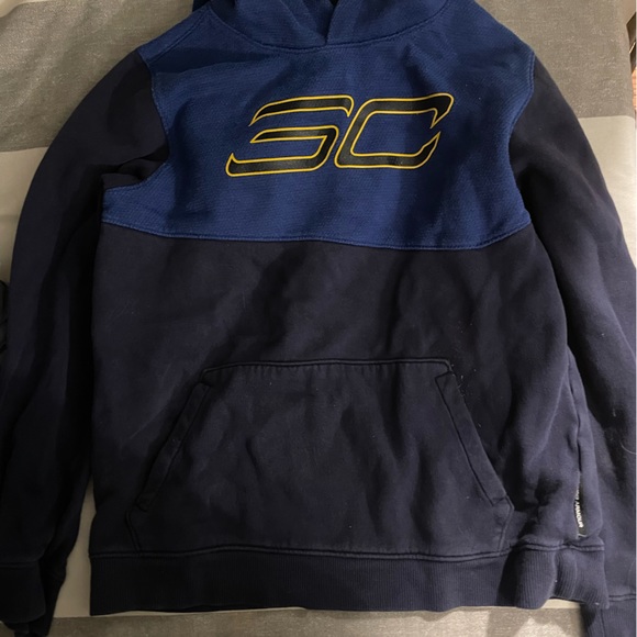 Under Armor Hoodie - Picture 1 of 2